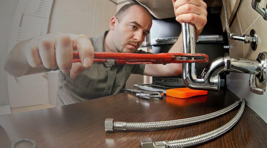 Professional water heater repair in Collegeport, TX